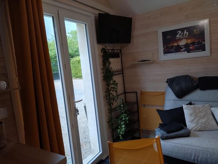 Joli Studio Mezzanine Proche Pole Europeen Yvré-lʼÉvêque Eksteriør billede